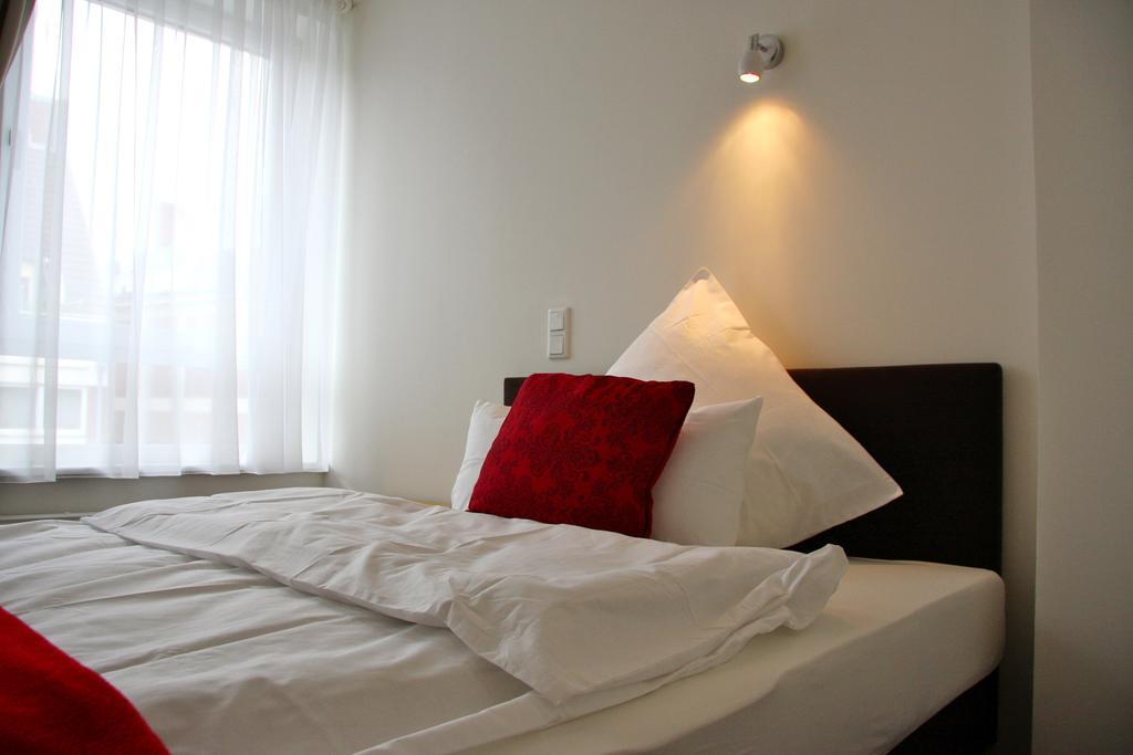 Hotel Gemini Дюссельдорф Номер фото
